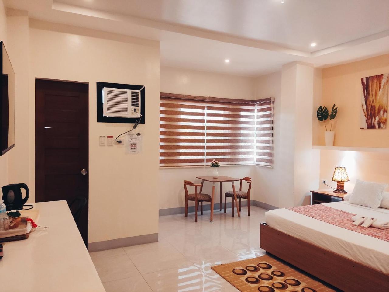 Aurelle Inn Legazpi Ngoại thất bức ảnh
