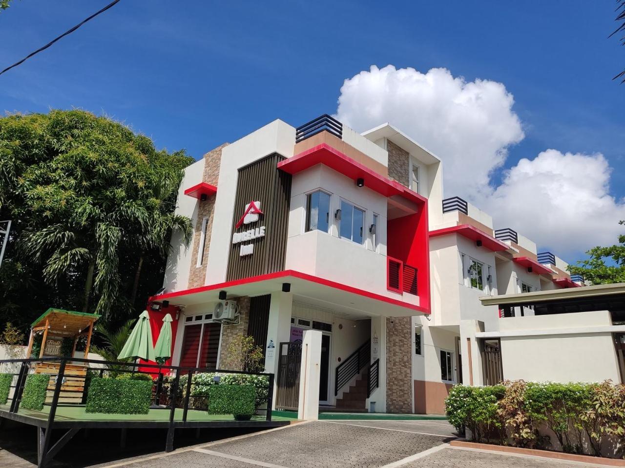 Aurelle Inn Legazpi Ngoại thất bức ảnh