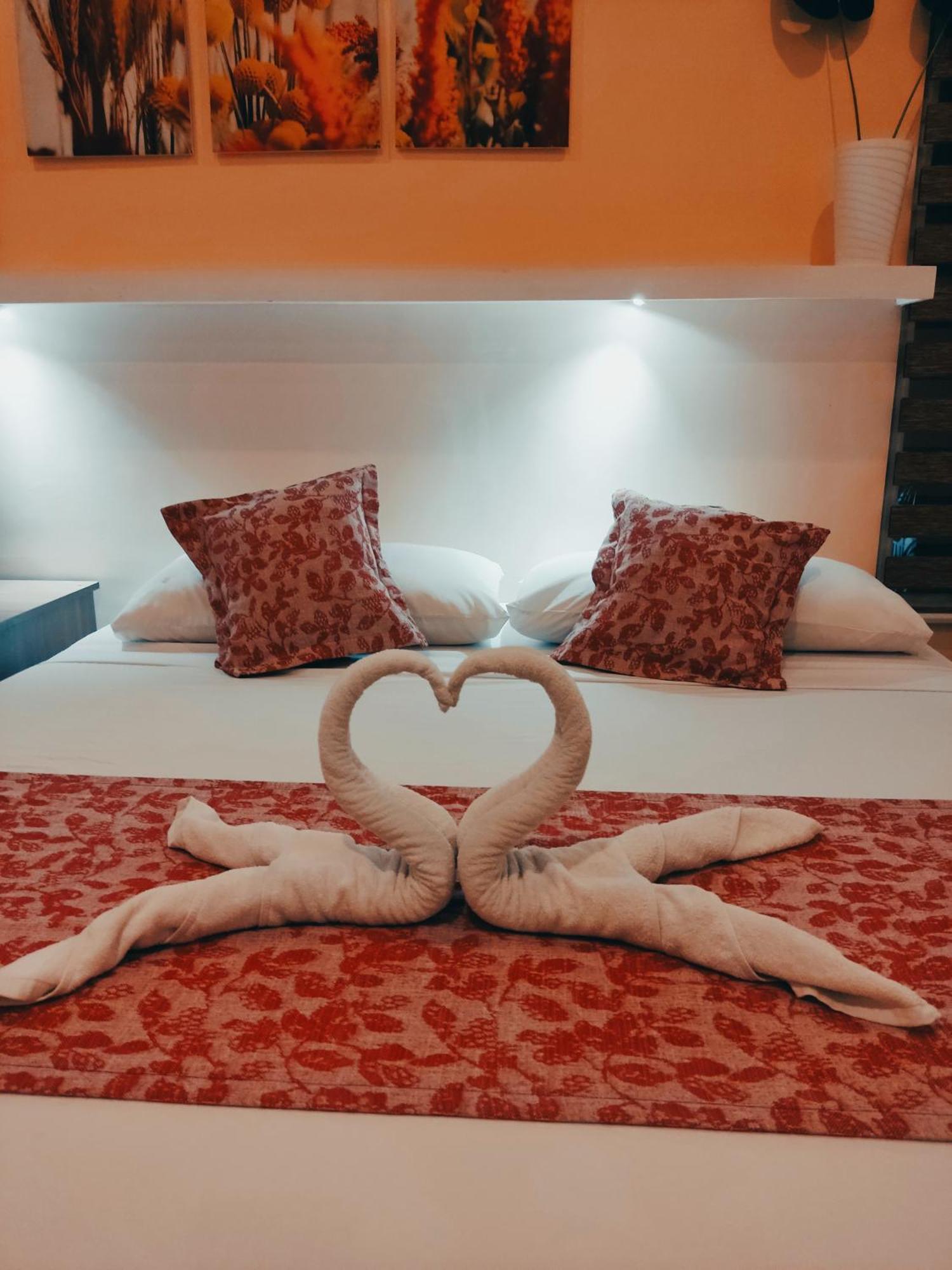 Aurelle Inn Legazpi Ngoại thất bức ảnh